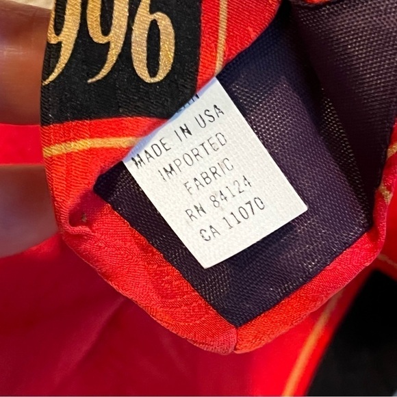 Vintage USA 1996 Summer Olympics Atlanta 100% Silk Red 100 years RM Sport - Picture 10 of 10